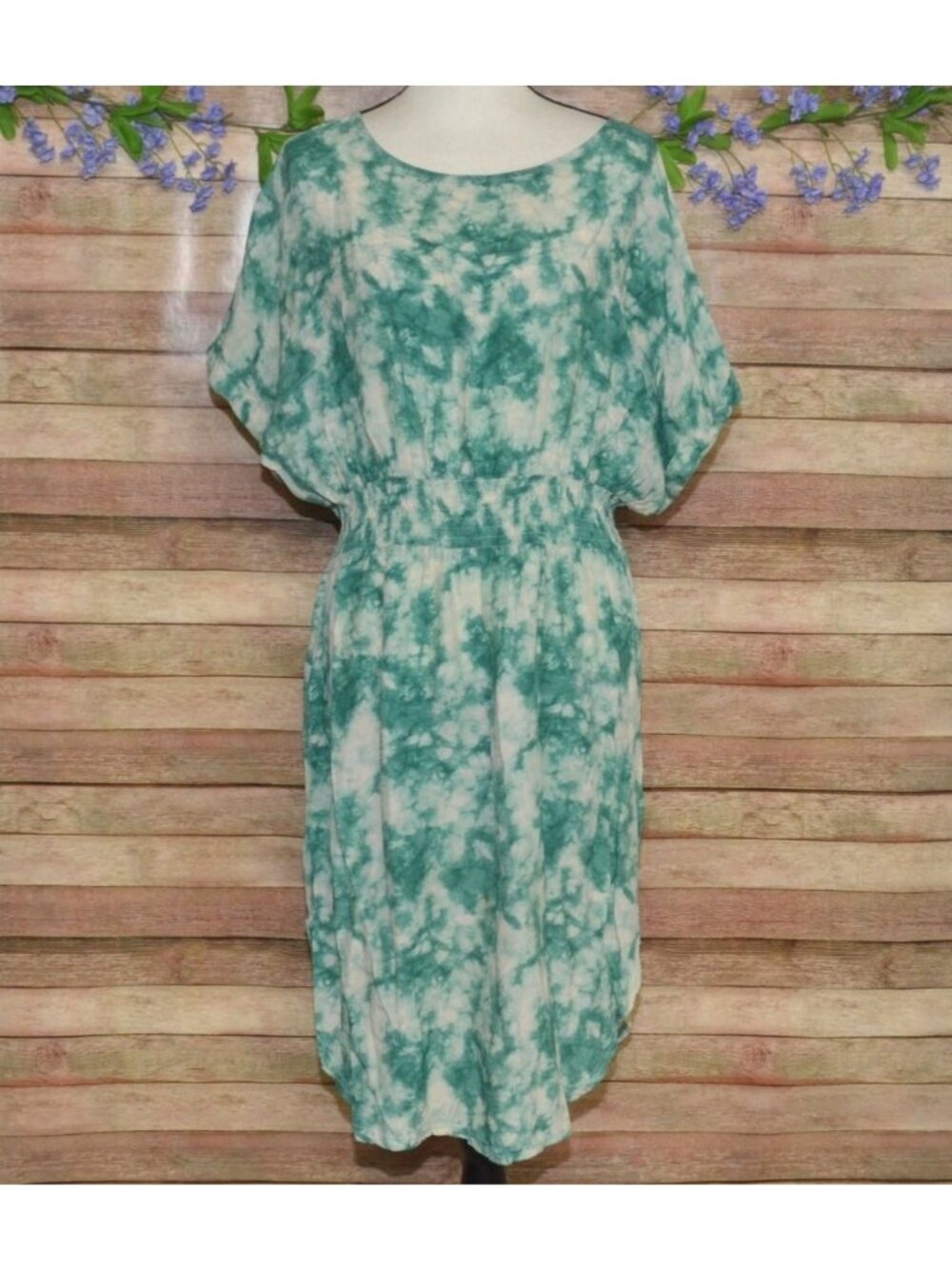 She + Sky Green Tie Dye Smocked Waist Dress Size L Flowy Boho Rayon Midi Casual